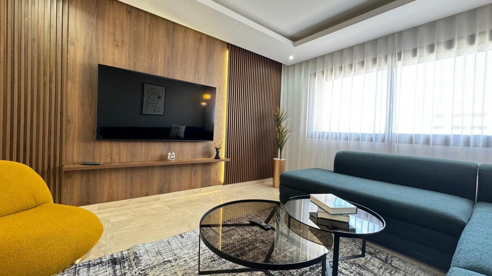 7th Floor 3br With Terrace - Appartali Luxury Platform Apartment